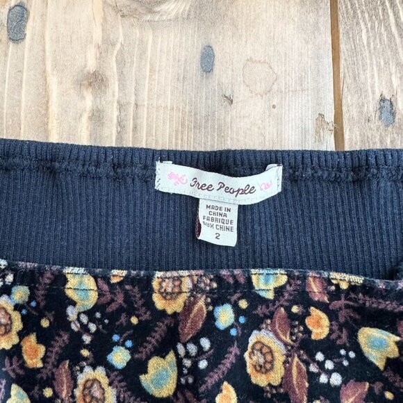Free People Velvet‎ Floral Skirt Elastic top Size 2 Black - Picture 4 of 6